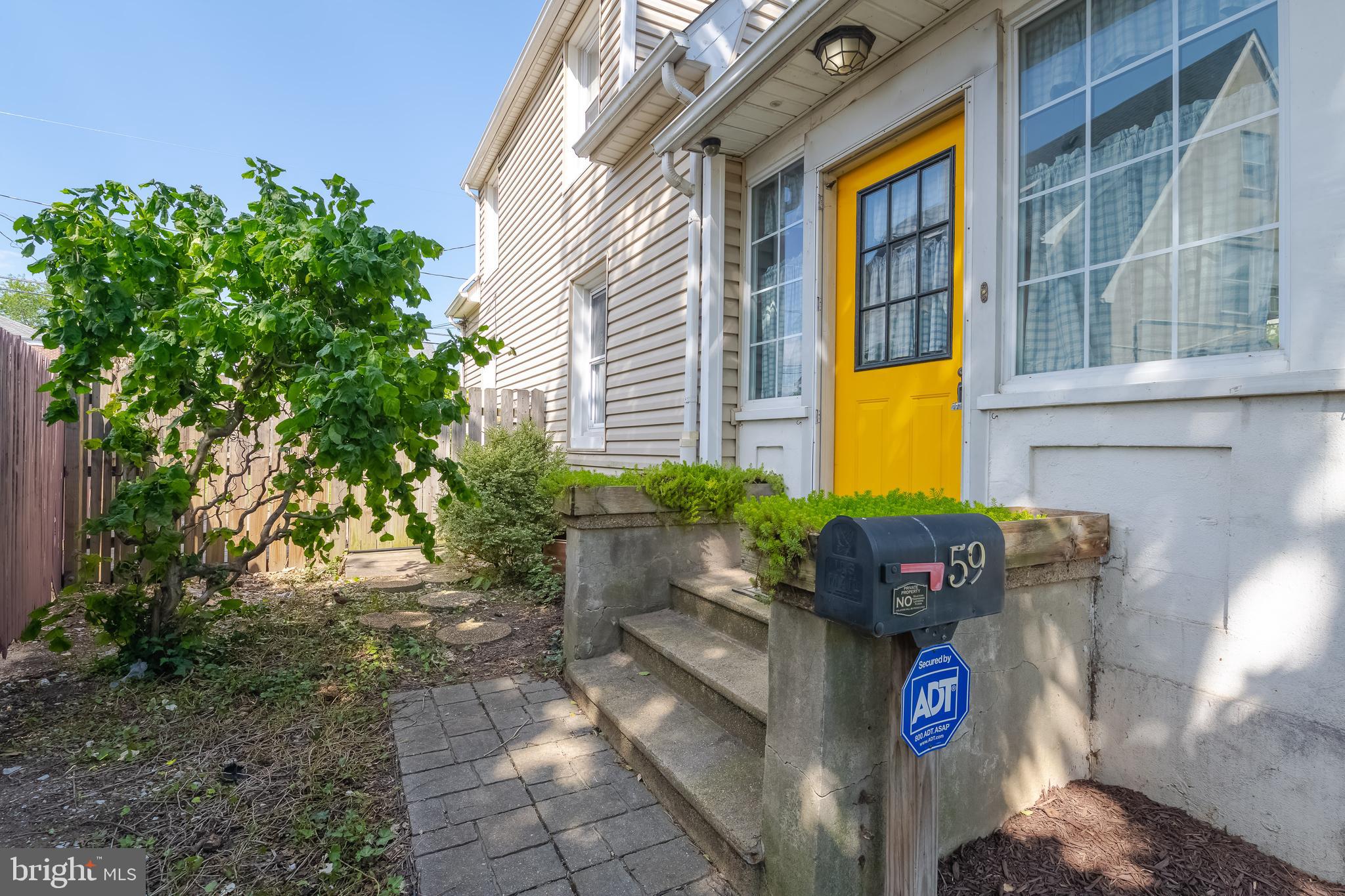 59 Northship Road Dundalk, MD 21222 - Photo 5 of 38 Gallery Image 5
