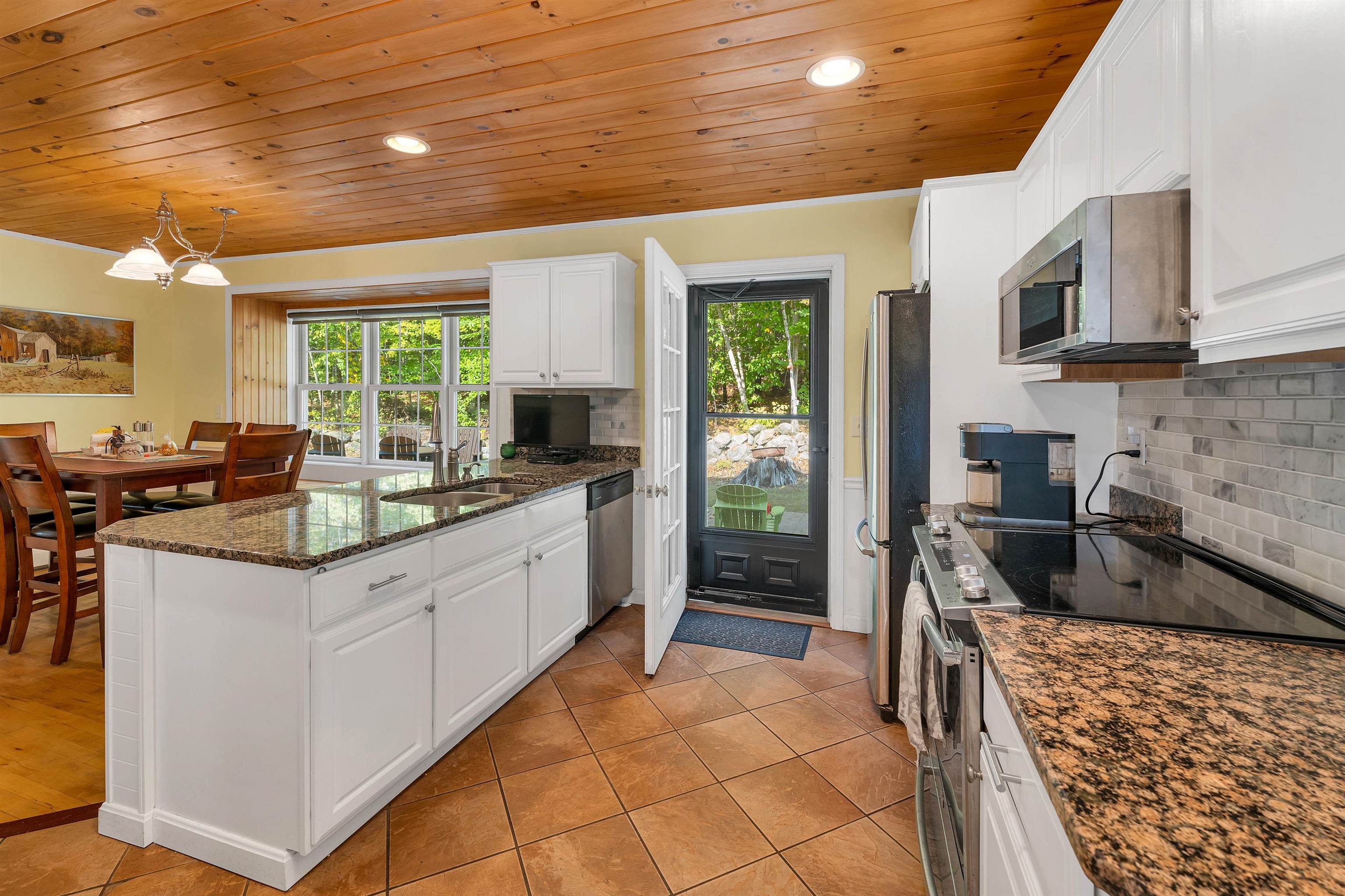40 Crystal Lake Road Gilmanton, NH 03837 - Photo 4 of 51