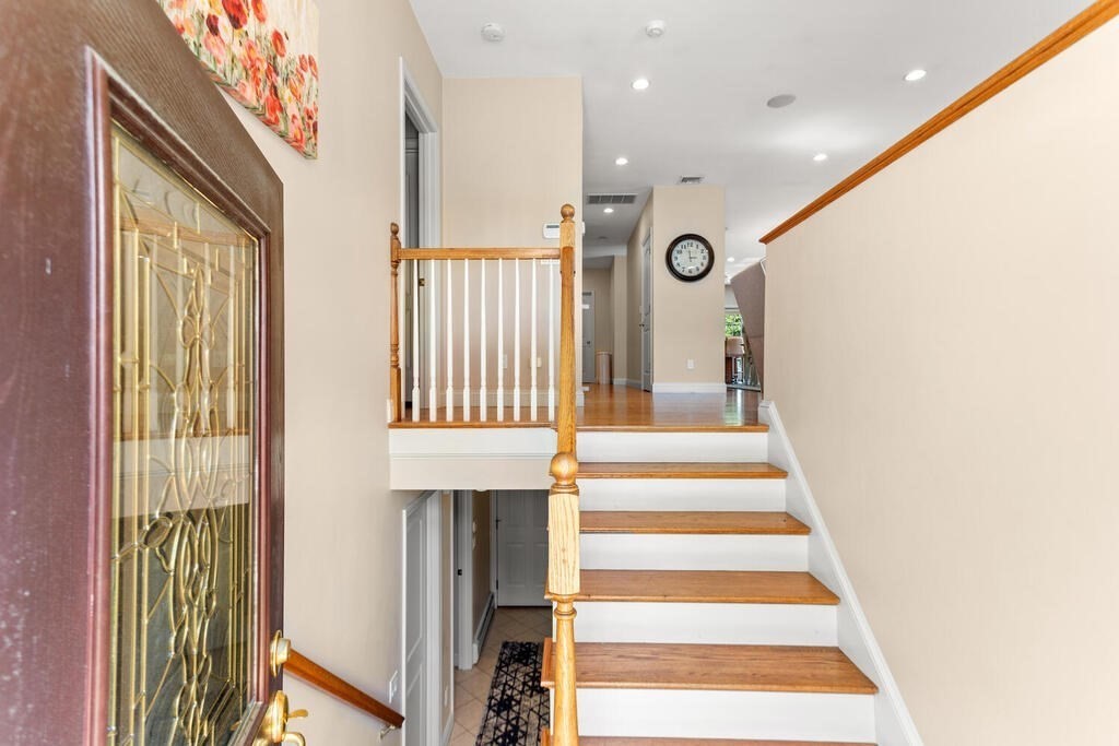 296 College Farm Road Waltham, MA 02451 - Photo 3 of 27
