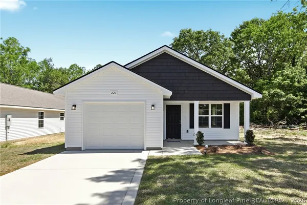 $264,900 | 221 South 5th Street, Spring Lake, NC 28390