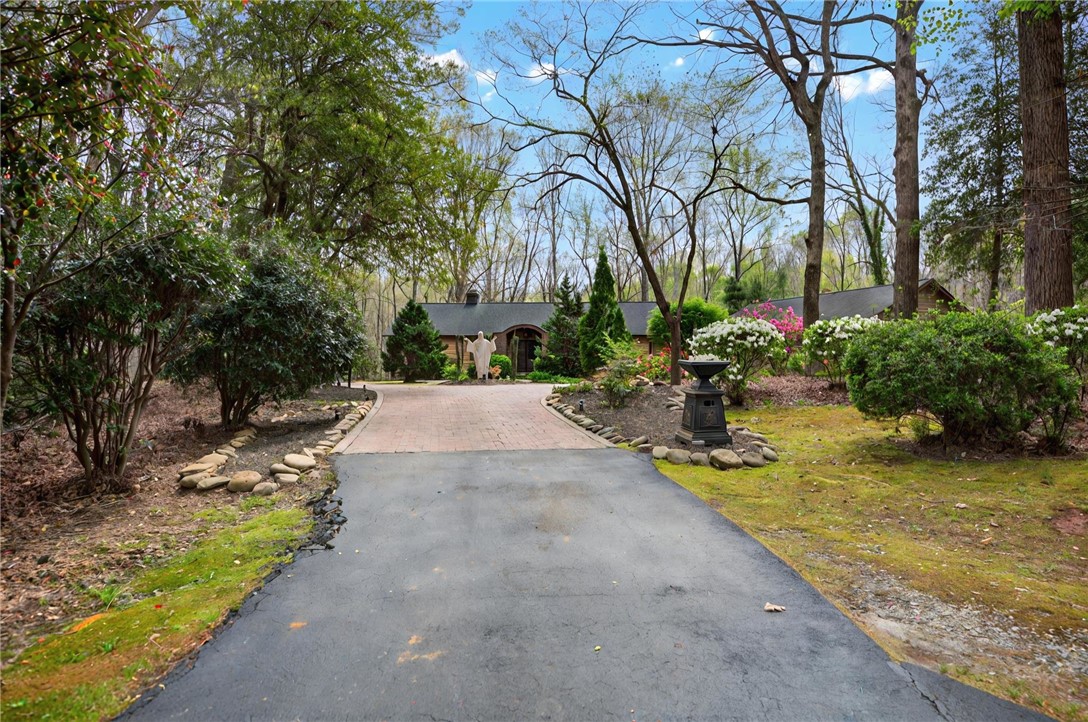 155 Cherokee Trail Easley, SC 29640 - Photo 4 of 47