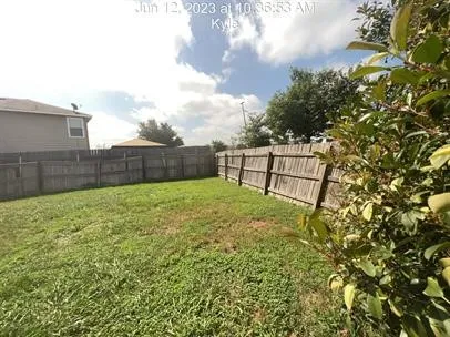 a view of backyard with garden