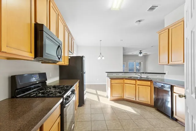 $1,675 | 236 Caddis Cove, Kyle, TX 78640