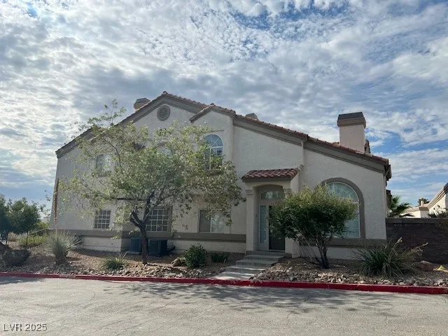$1,900 | 380 Seine Way, Henderson, NV 89014
