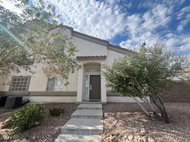 $1,900 | 380 Seine Way, Henderson, NV 89014