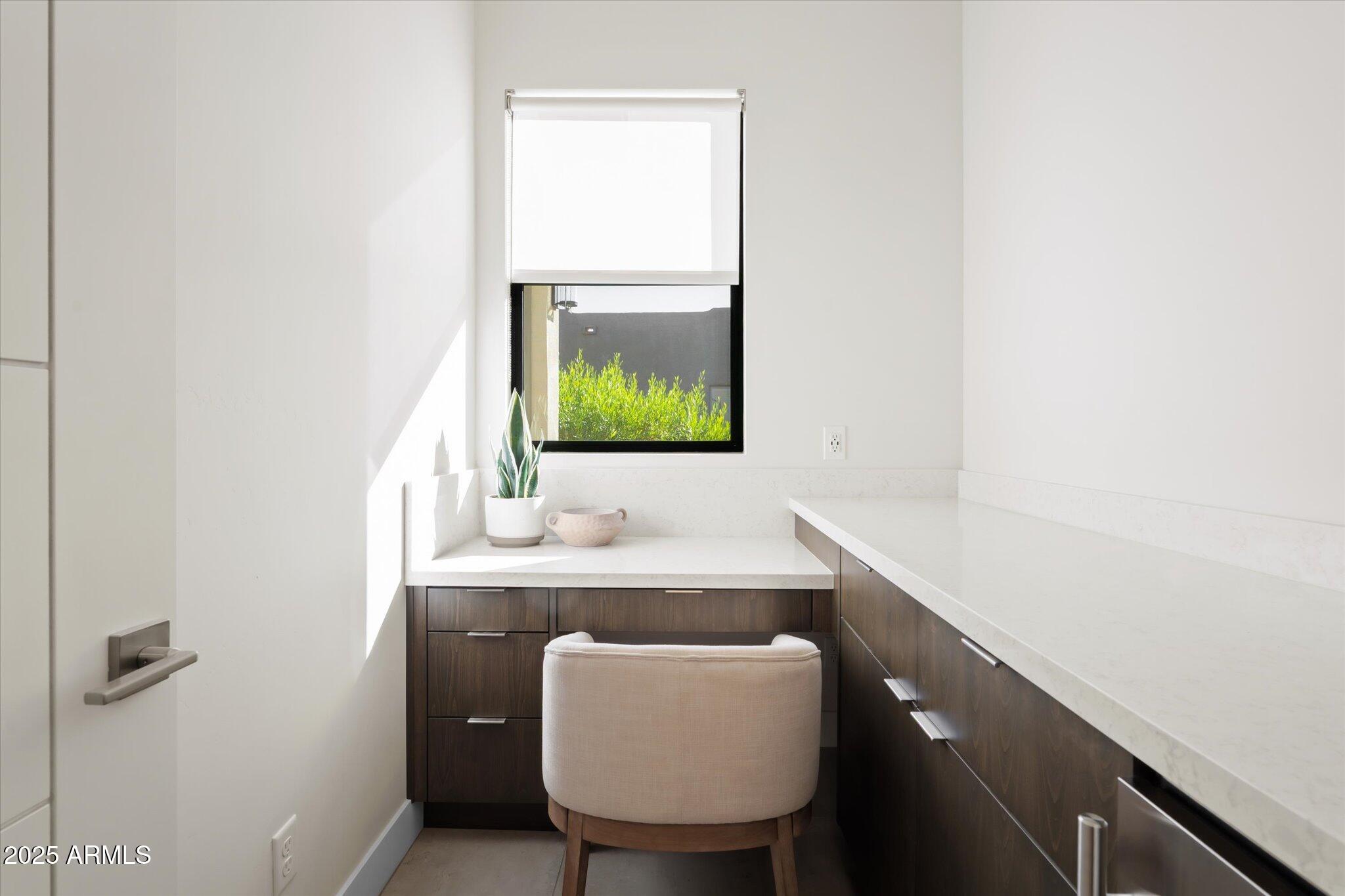 19108 East Tonto Verde Drive Rio Verde, AZ 85263 - Photo 29 of 46 a bathroom with a sink a mirror and a toilet