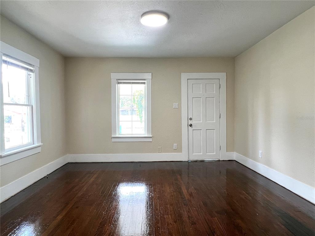 1908 35th Street South St. Petersburg, FL 33711 - Photo 6 of 21