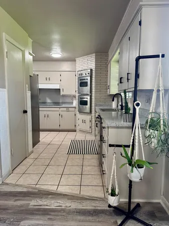 $1,825 | 2823 54th Street, Lubbock, TX 79413