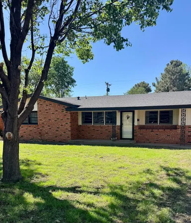$1,825 | 2823 54th Street, Lubbock, TX 79413