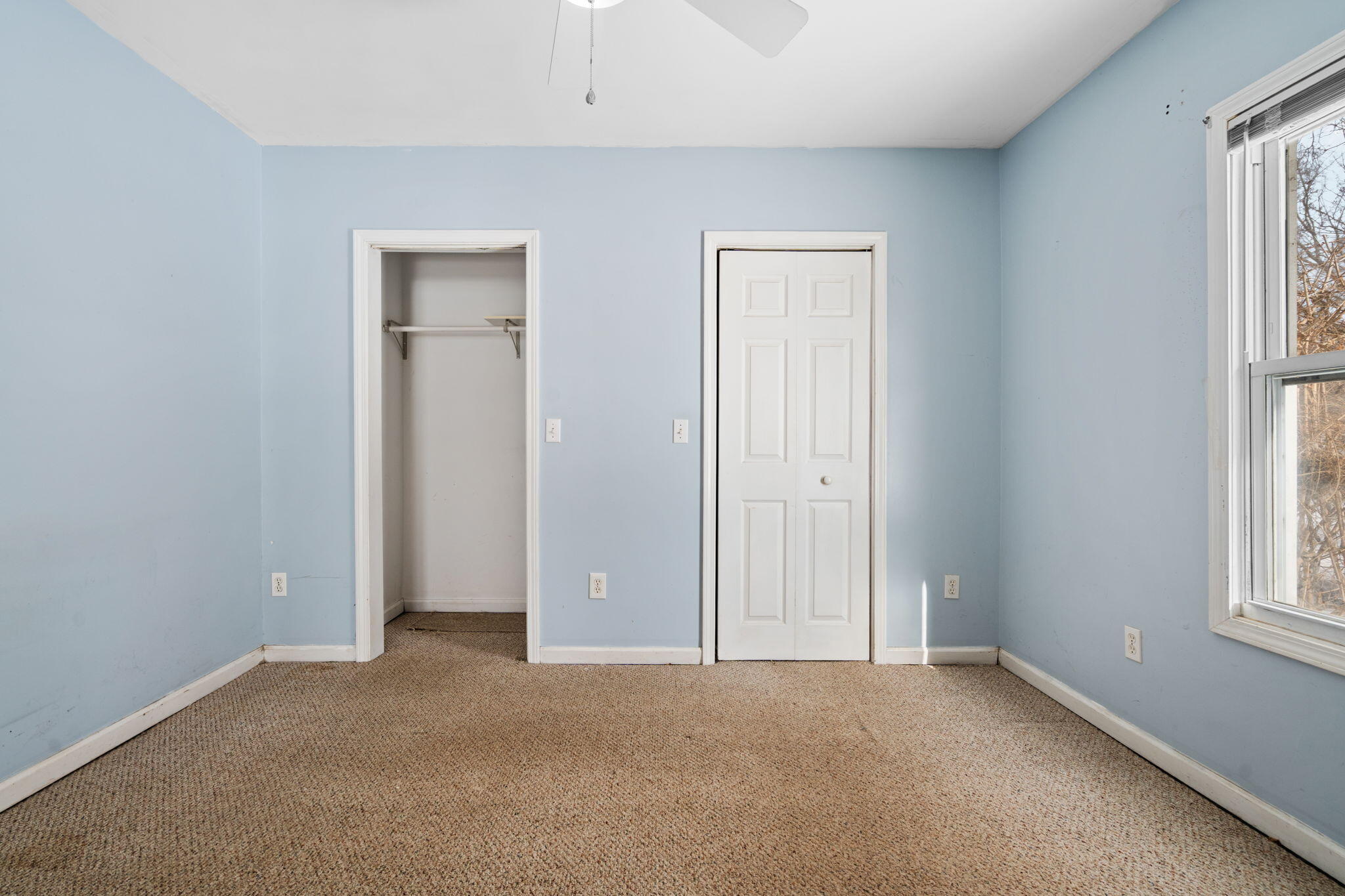 2193 Holmes Road Ypsilanti, MI 48198 - Photo 11 of 46 Mainfloor bedroom
