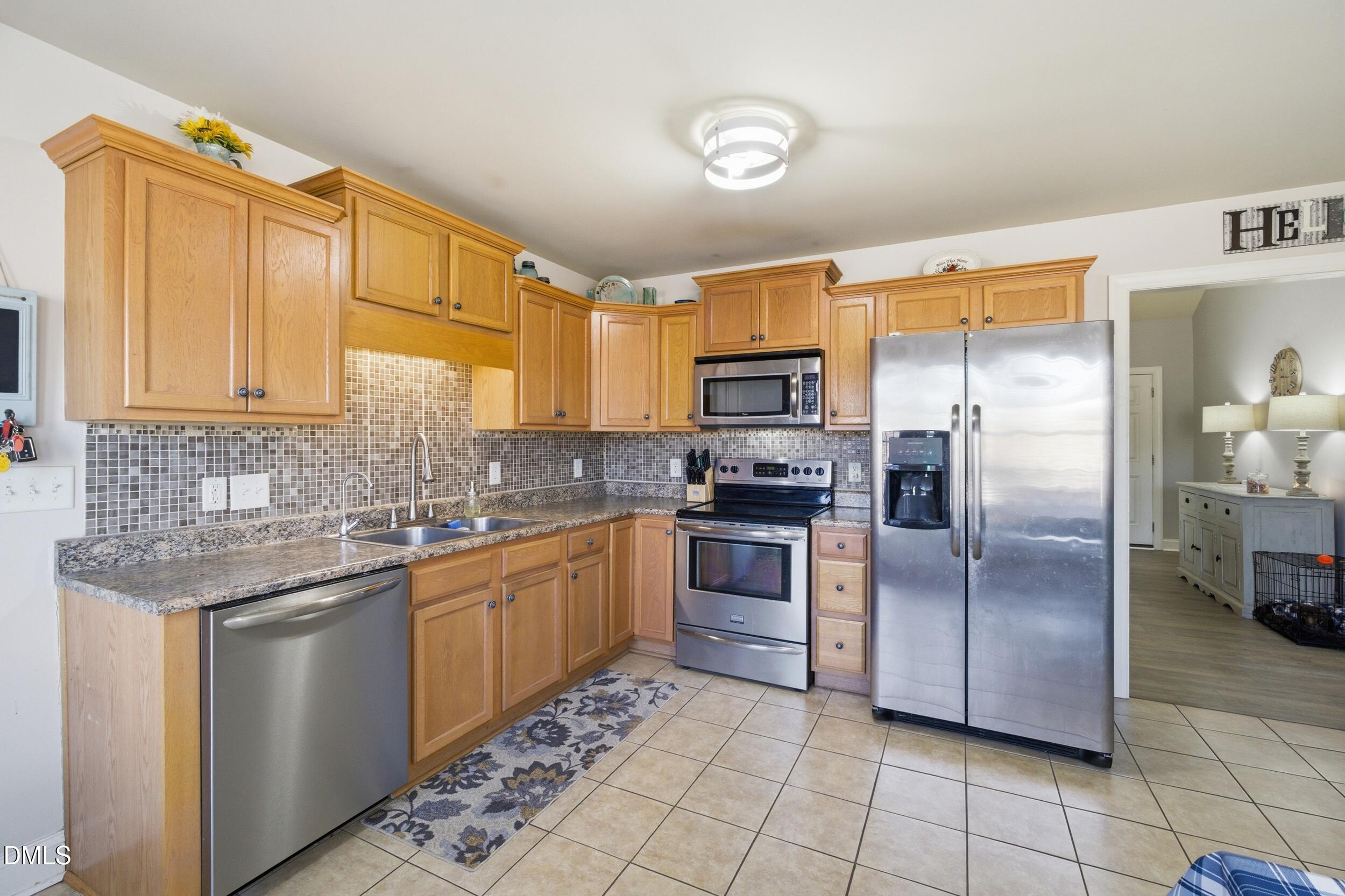 61 New River Court Angier, NC 27501 - Photo 5 of 33 4_img_3617