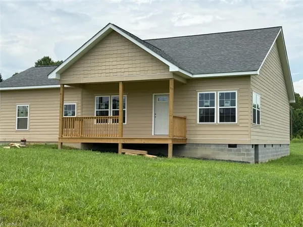 $339,900 | 33 River Chase Drive, Traphill, NC 28685