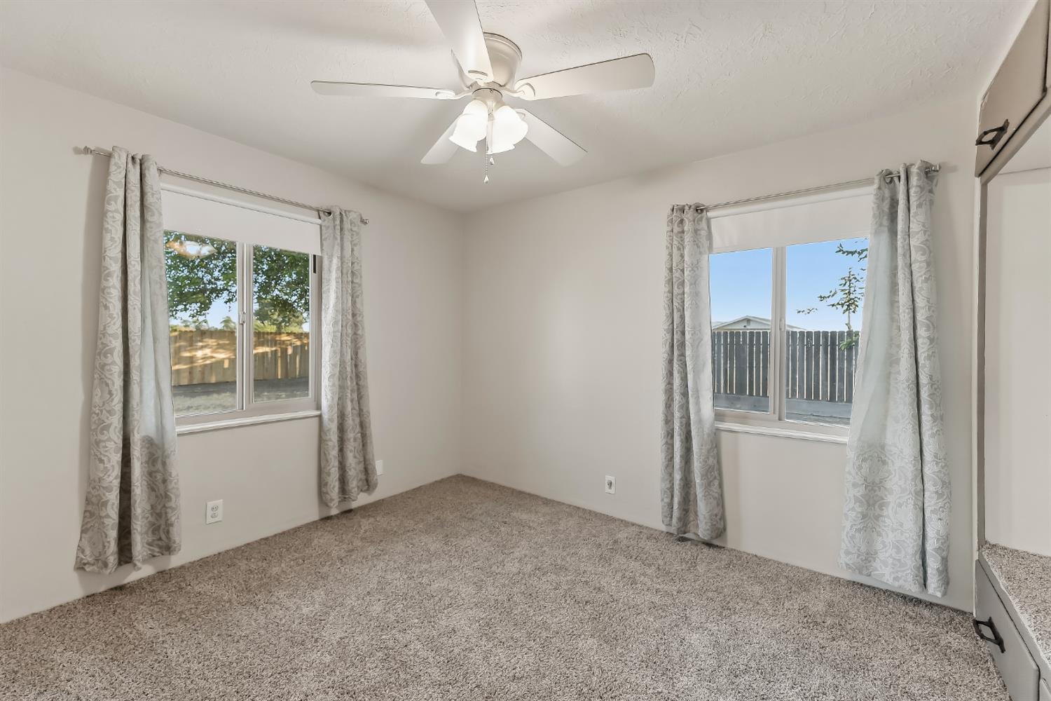 4730 East Richert Avenue Fresno, CA 93726 - Photo 13 of 26