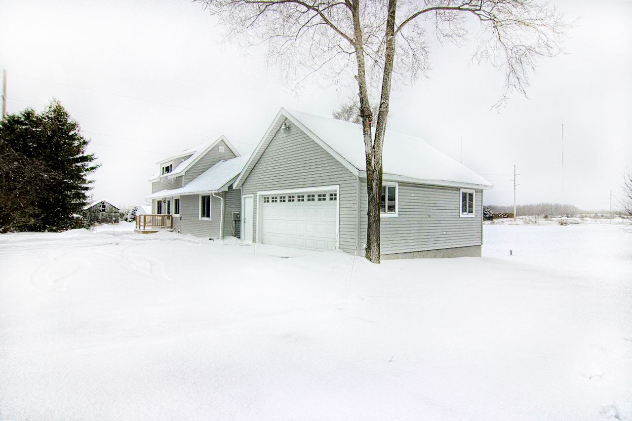 6226 Secor Road Traverse City, MI 49685 - Photo 31 of 34 1841125-30.JPG