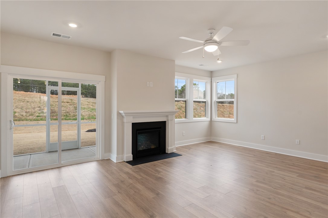 188 Tiger Lily Drive Anderson, SC 29621 - Photo 12 of 25 Depicted photo from another house of the same floorplan. Colors, styles, and options may vary in listed home.