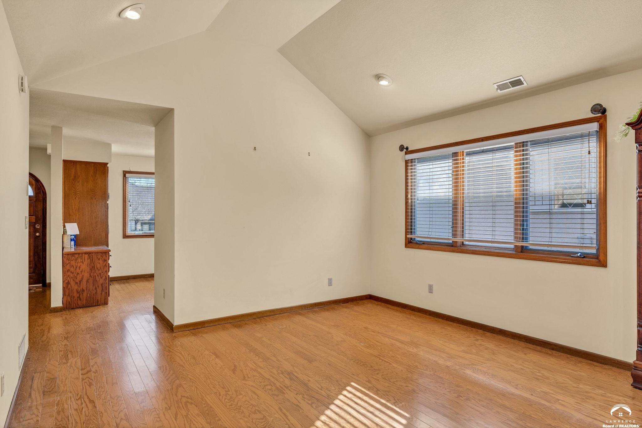 2724 Chipperfield Road Lawrence, KS 66047 - Photo 15 of 30