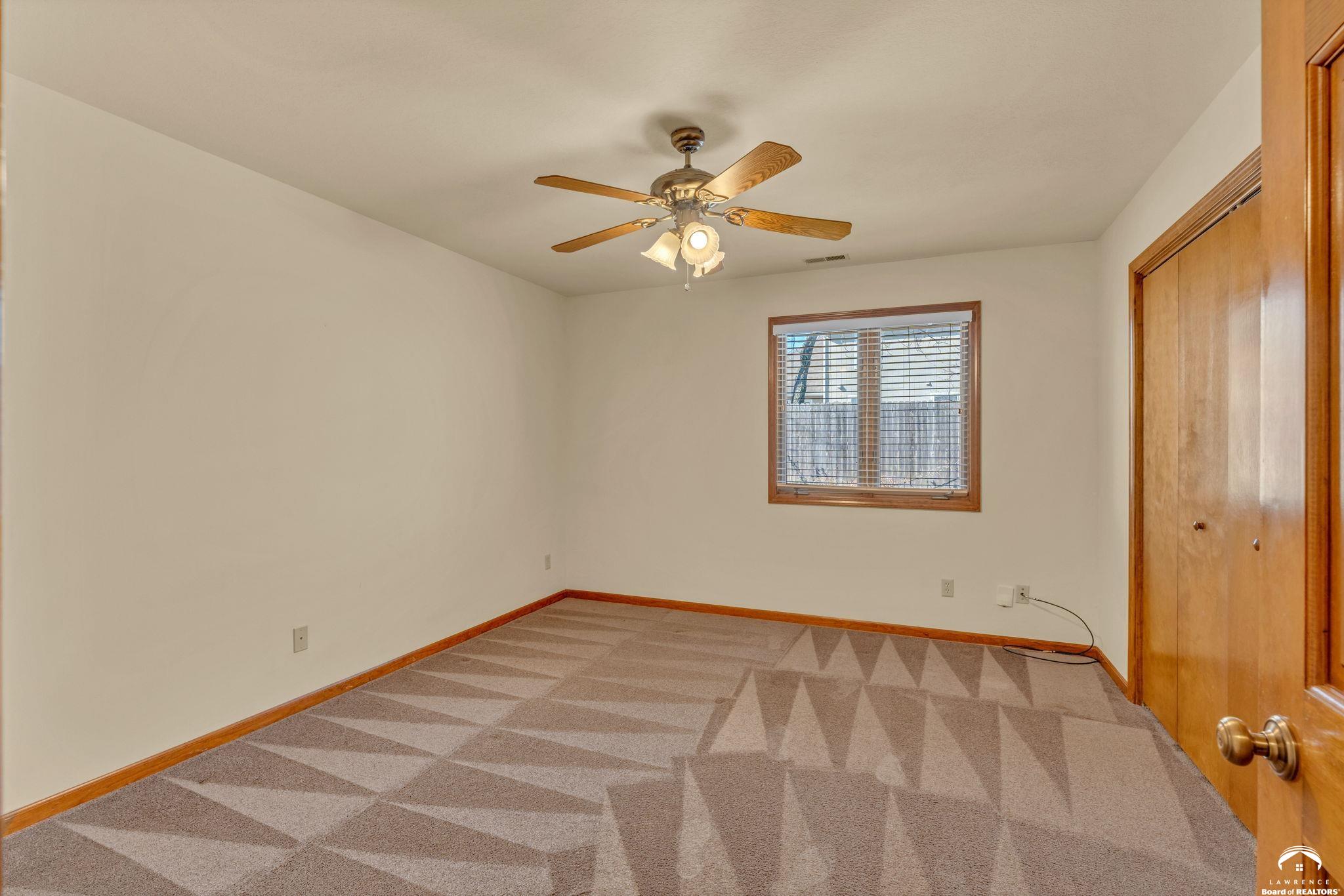 2724 Chipperfield Road Lawrence, KS 66047 - Photo 20 of 30