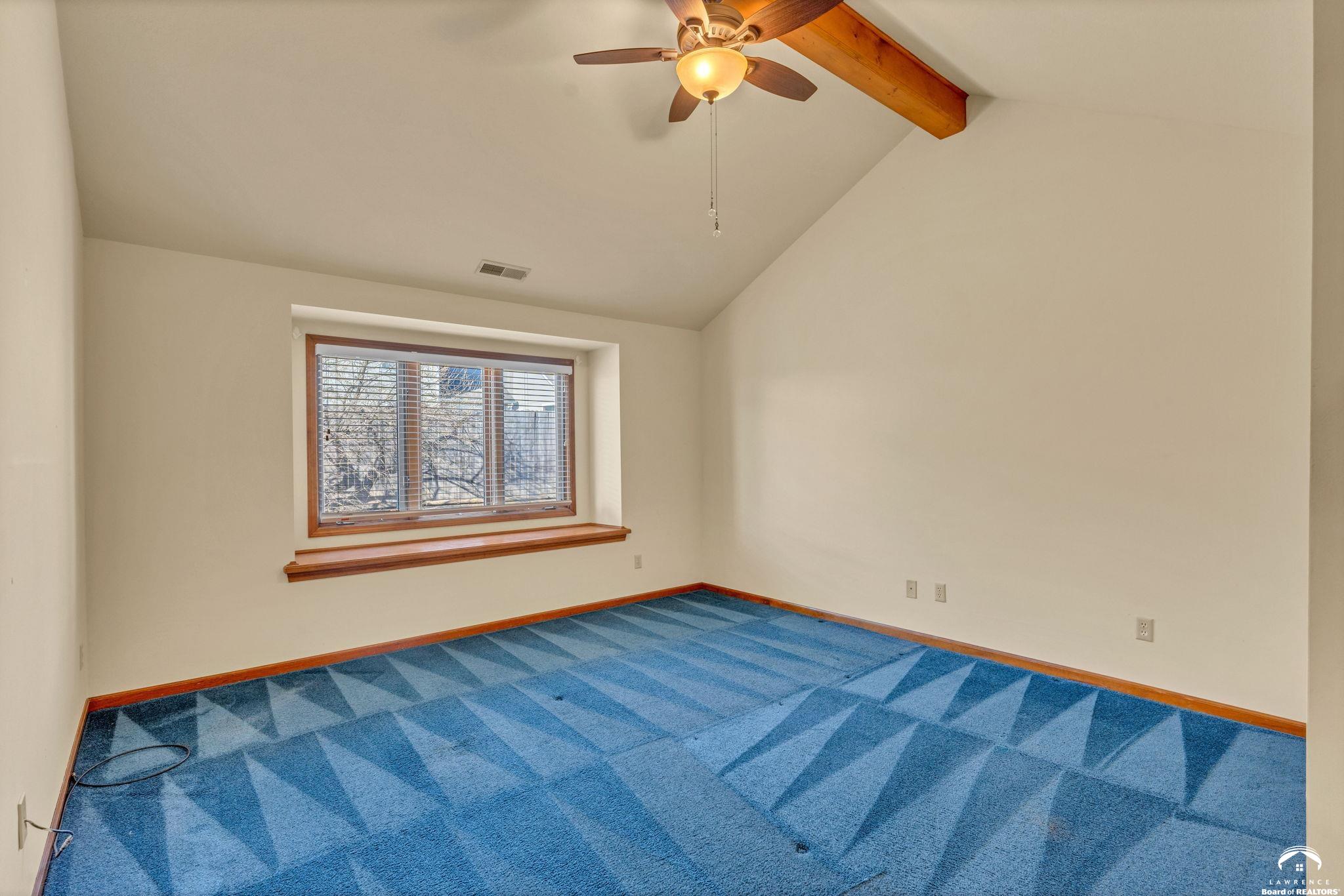 2724 Chipperfield Road Lawrence, KS 66047 - Photo 23 of 30