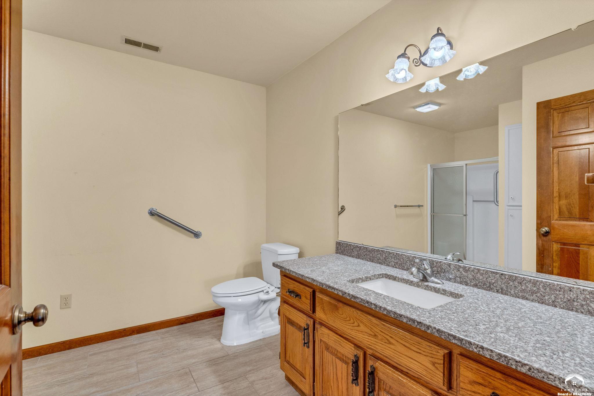 2724 Chipperfield Road Lawrence, KS 66047 - Photo 26 of 30