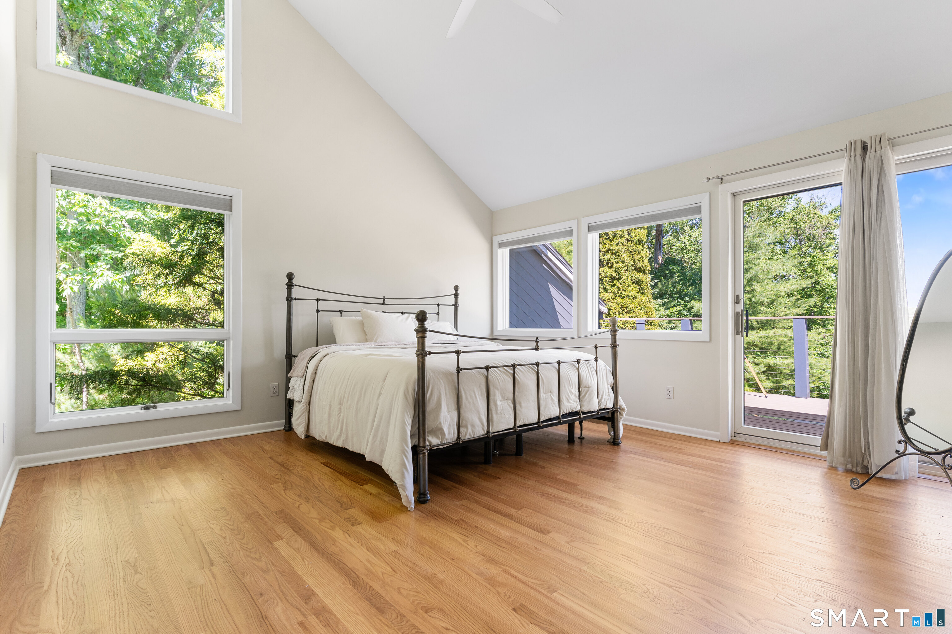 84 Sawmill Road Branford, CT 06405 - Photo 21 of 40