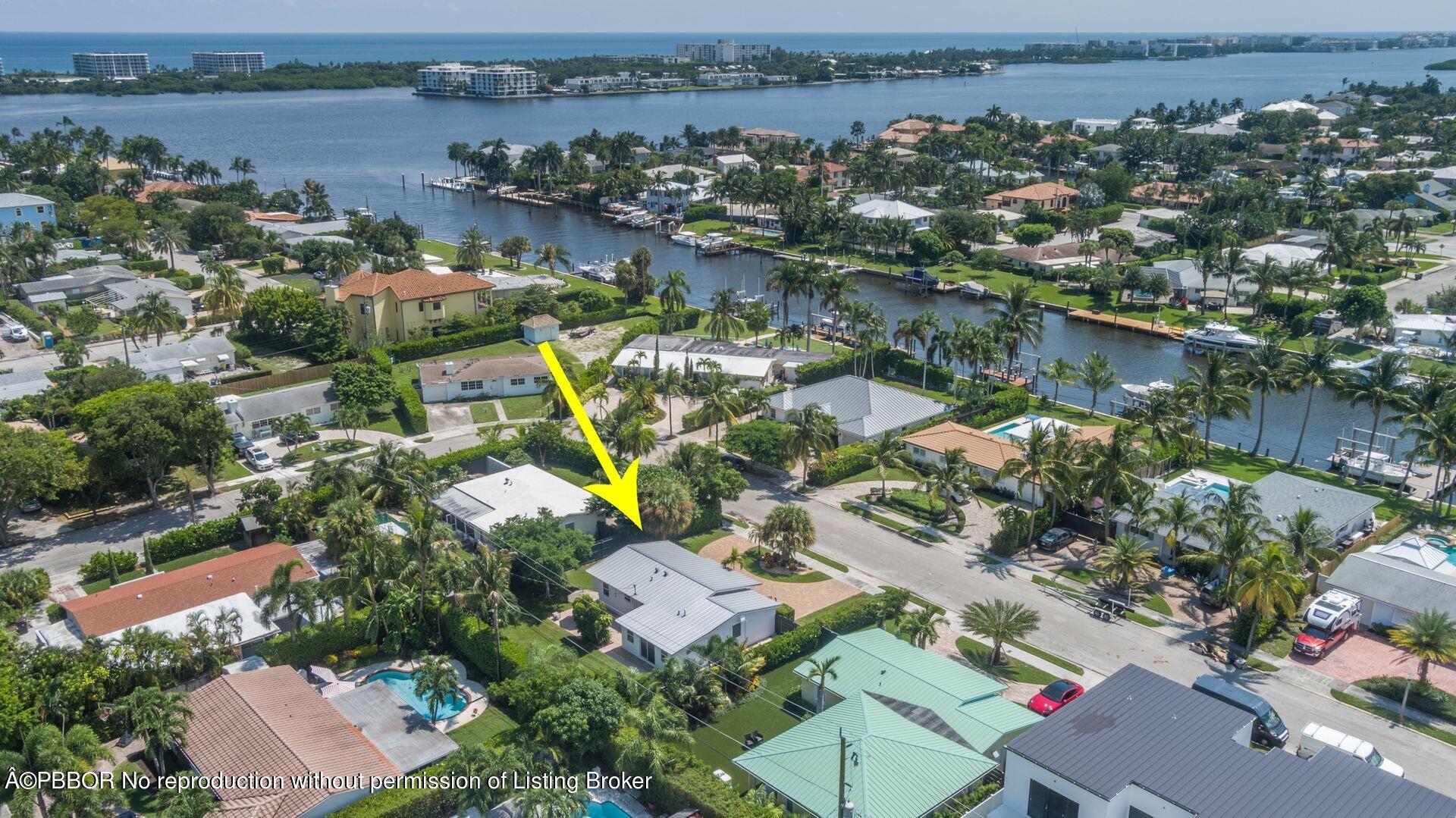 173 Arlington Road West Palm Beach, FL 33405 - Photo 26 of 27 an aerial view of multiple house with outdoor space