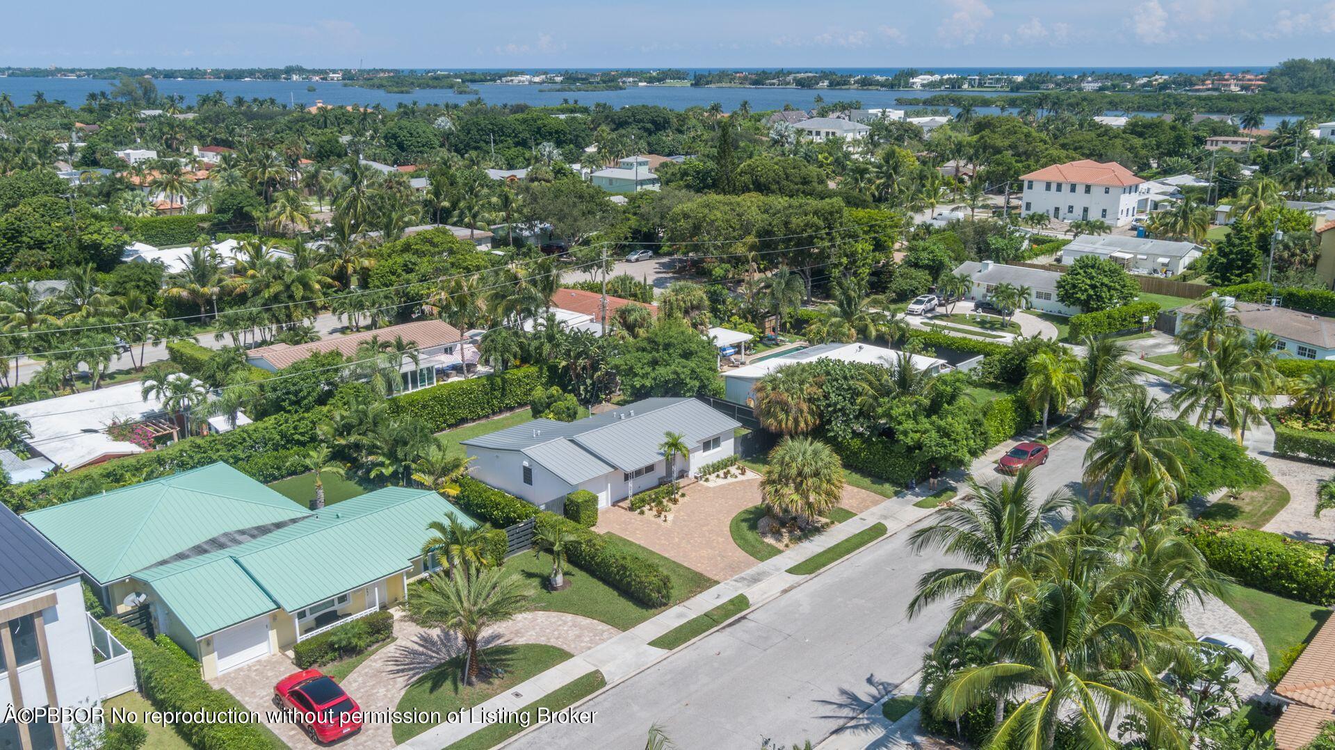 173 Arlington Road West Palm Beach, FL 33405 - Photo 27 of 27 an aerial view of multiple house