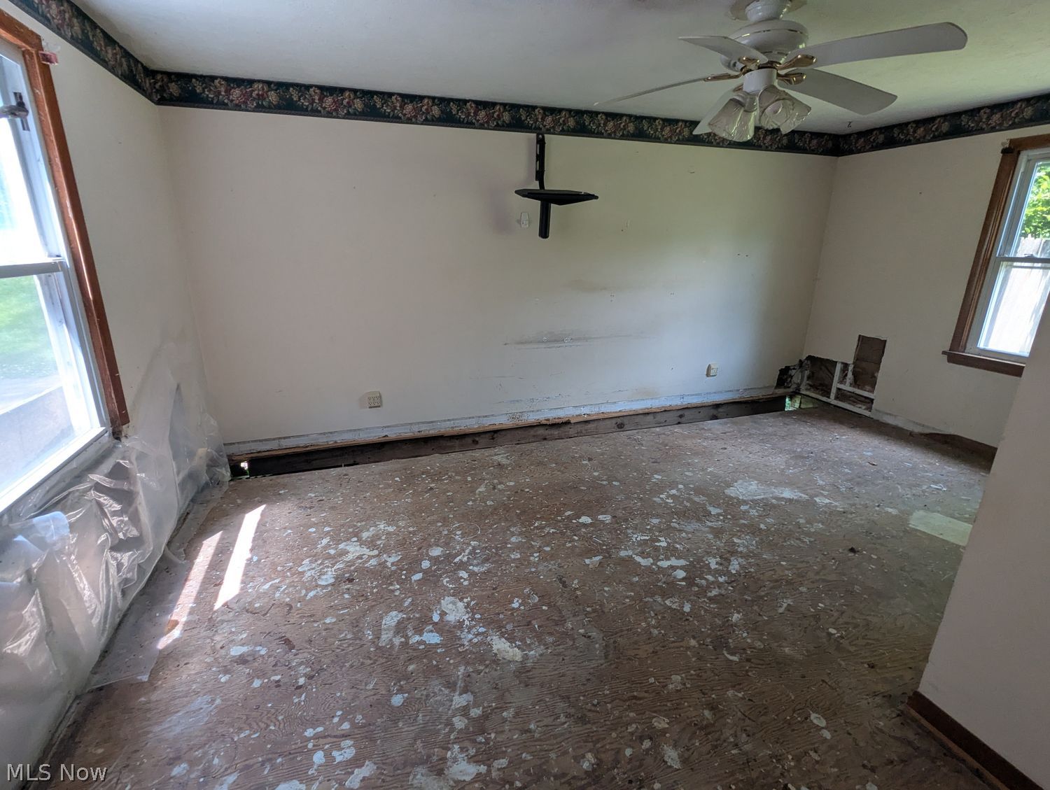 Undisclosed Address Canton, OH 44708 - Photo 10 of 11