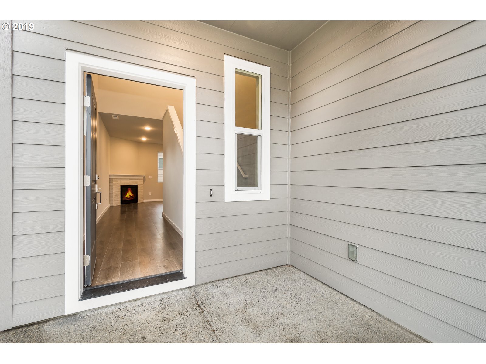 1606 Northeast 15th Circle Ridgefield, WA 98642 - Photo 3 of 25