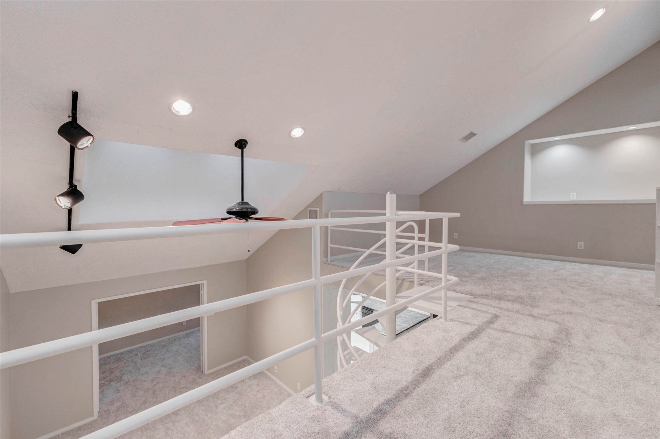 9650 Val Verde Street Houston, TX 77063 - Photo 43 of 50