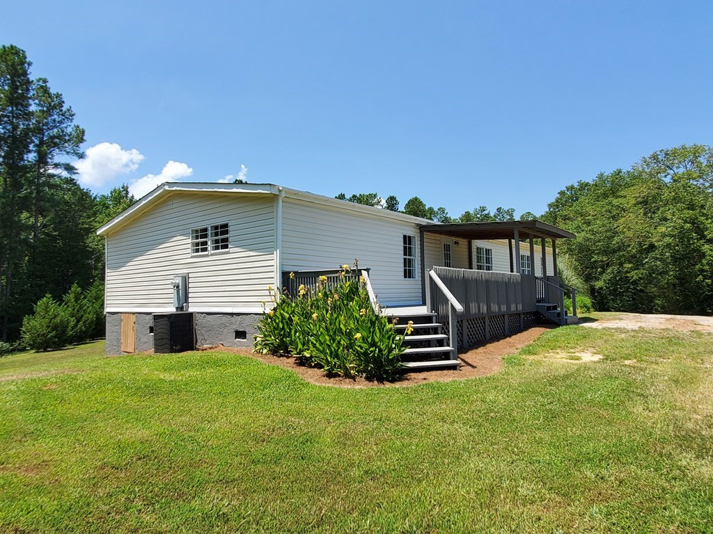 572 Garrett Road Clarks Hill, SC 29821 - Photo 3 of 25