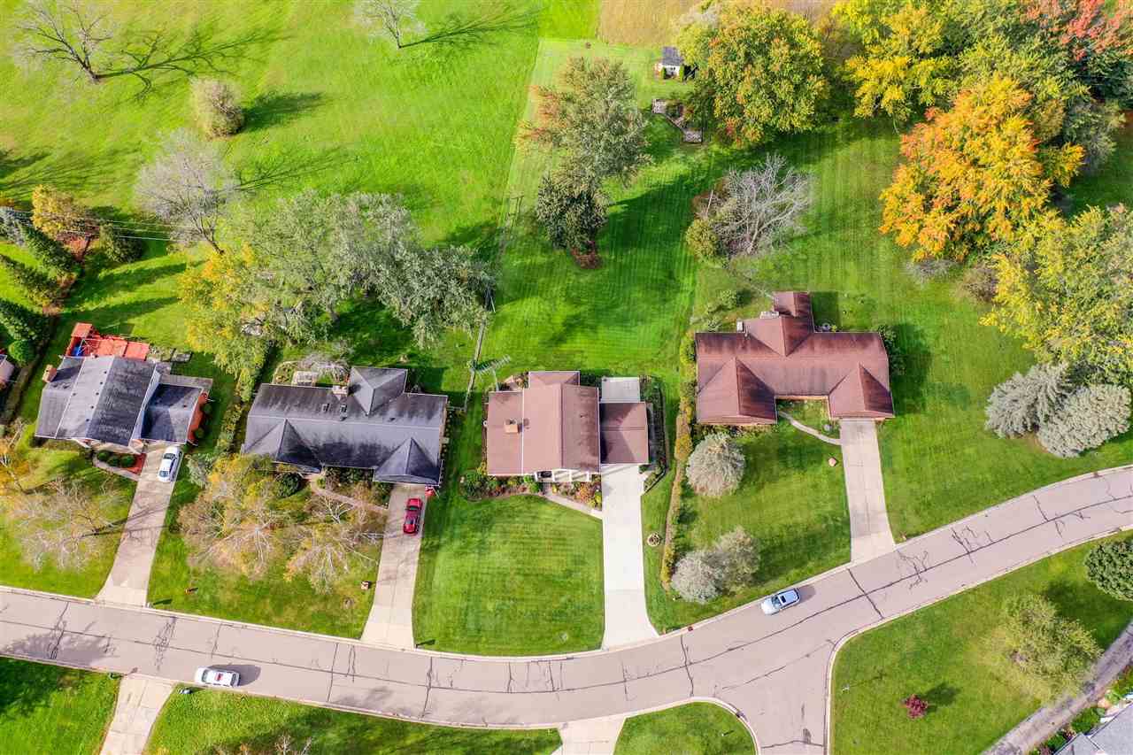 1426 Kennebec Road Grand Blanc, MI 48439 - Photo 26 of 72 50059861-25.JPG