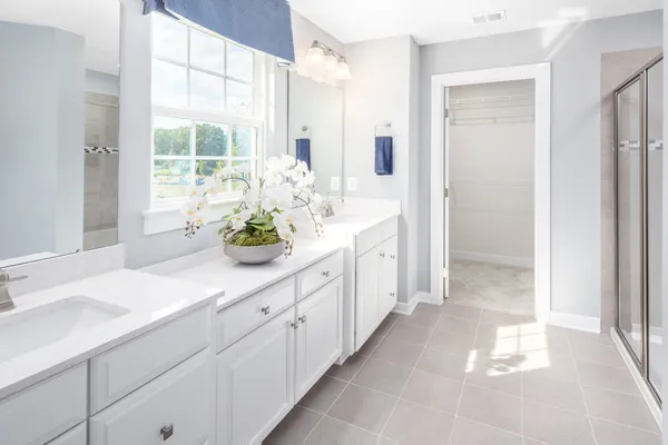 $459,990 | 3010 Thoroughbred Way, White House, TN 37188