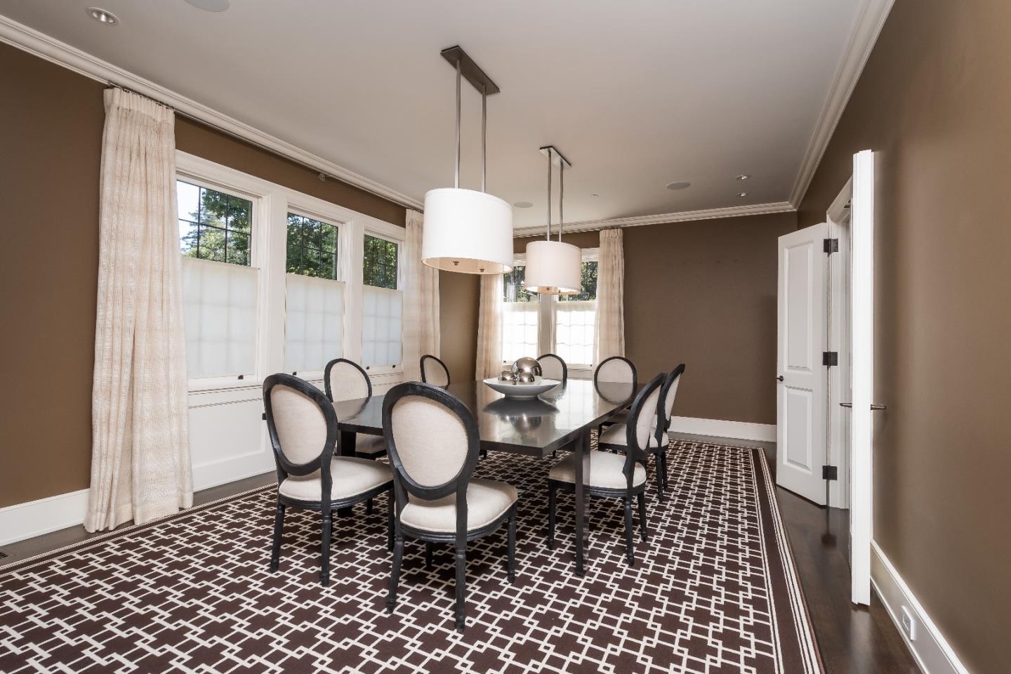 190 Bridge Road Hillsborough, CA 94010 - Photo 7 of 28