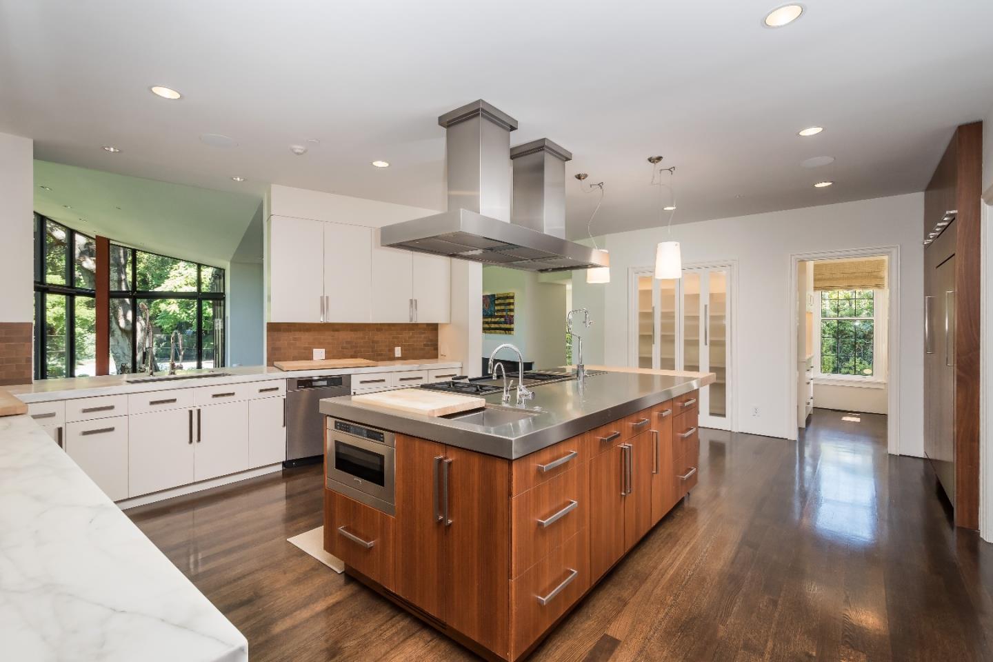 190 Bridge Road Hillsborough, CA 94010 - Photo 8 of 28