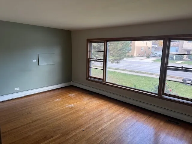 $2,500 | 740 North Northwest Highway, Unit 1, Park Ridge, IL 60068