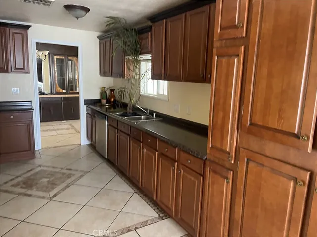 $214,000 | 1301 East Avenue I, Unit 370, Lancaster, CA 93535