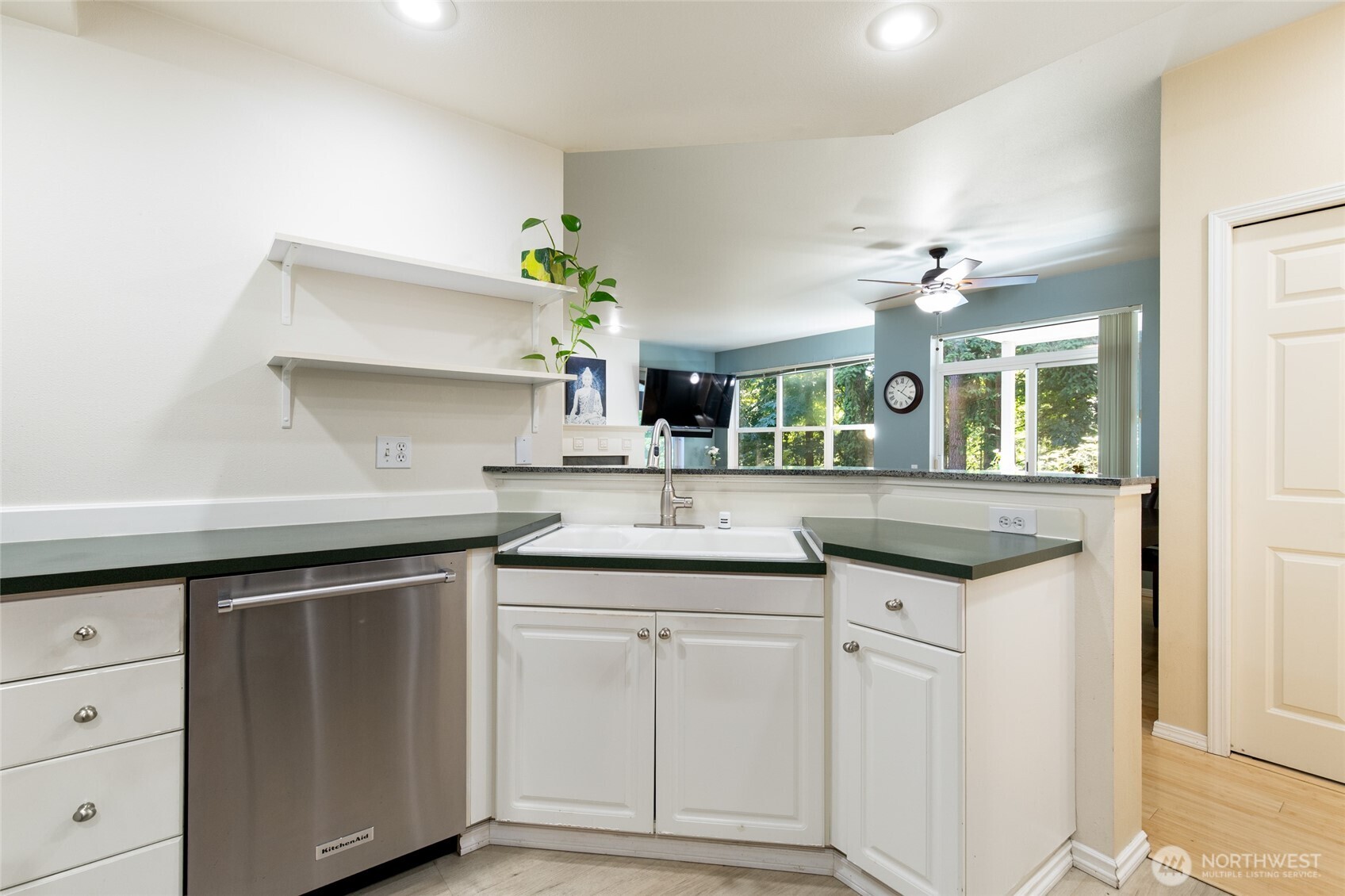 424 228th Street Southwest, Unit H101 Bothell, WA 98021 - Photo 14 of 38