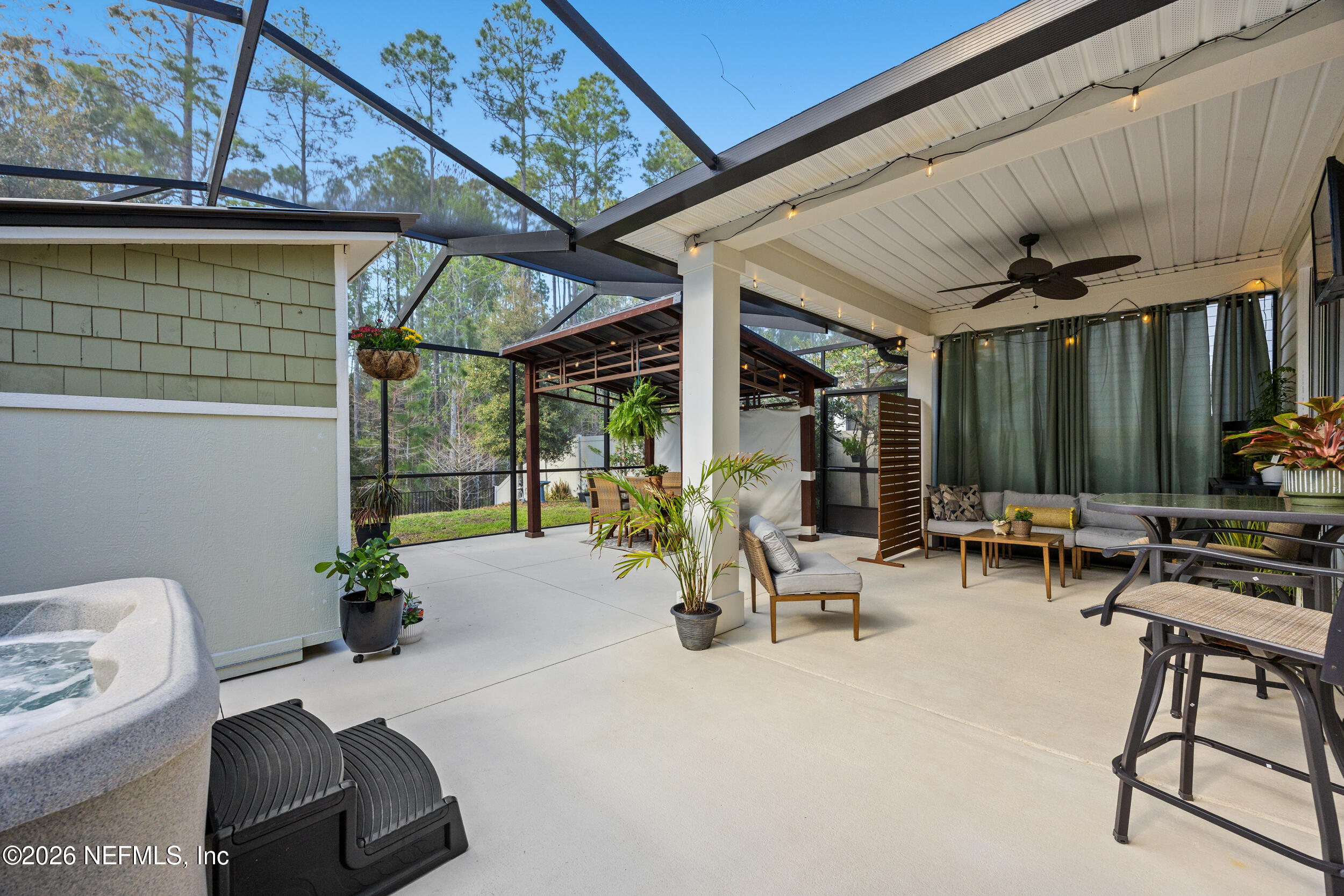 560 Windermere Way St. Augustine, FL 32095 - Photo 25 of 48 LARGE Screened Lanai