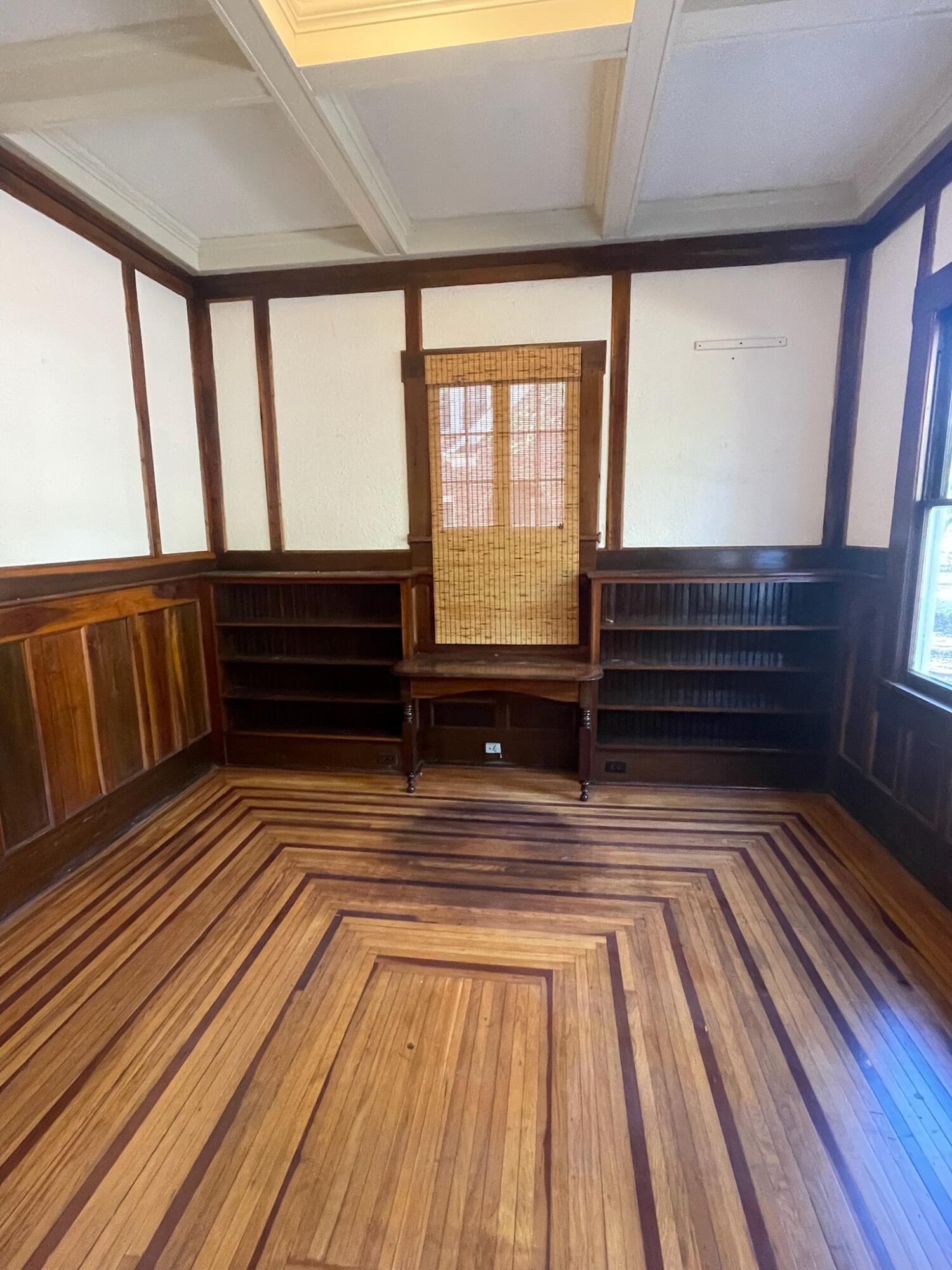 1218 Wichman Street Walterboro, SC 29488 - Photo 4 of 19 IMG_2241