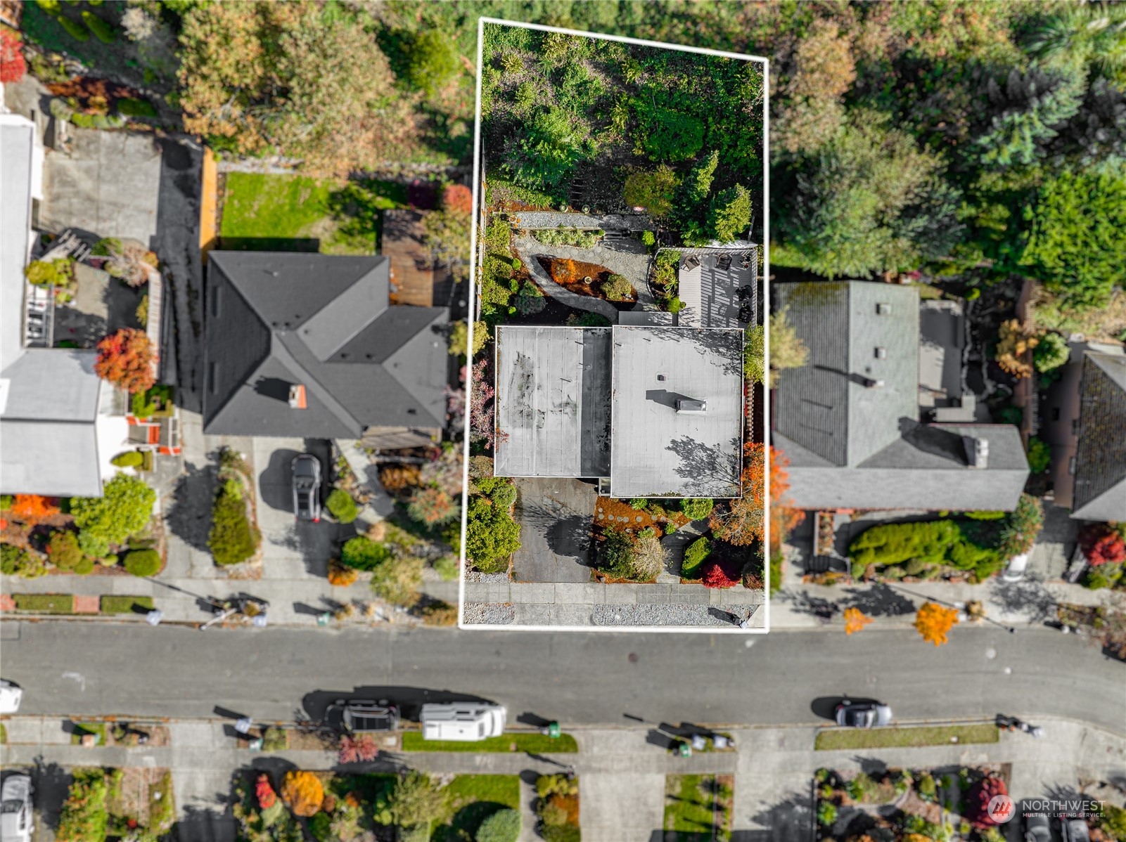 8724 Fauntlee Crest Southwest Seattle, WA 98136 - Photo 27 of 33 an aerial view of multiple house