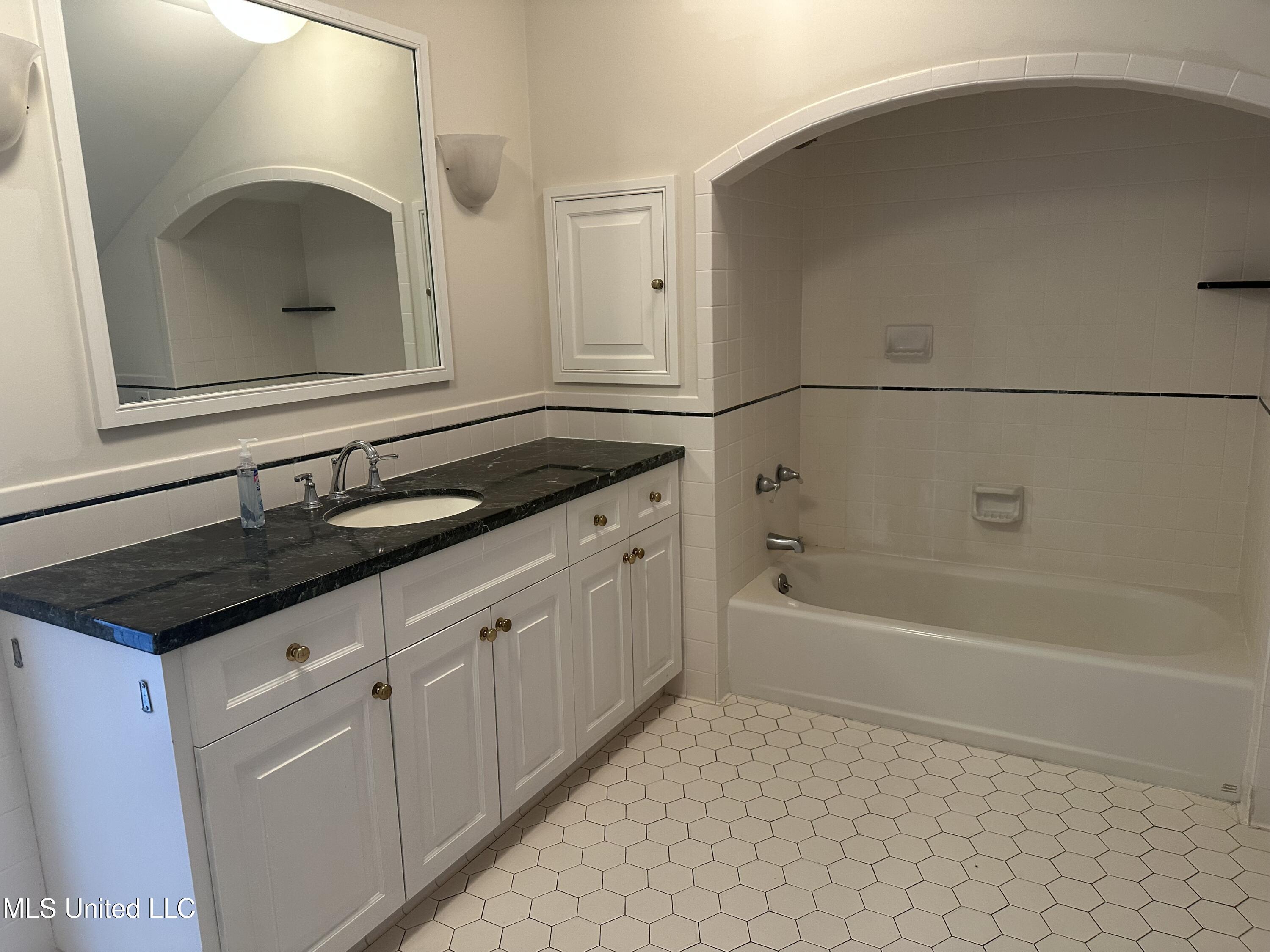 314 North Rankin Street Natchez, MS 39120 - Photo 15 of 31 IMG_3144