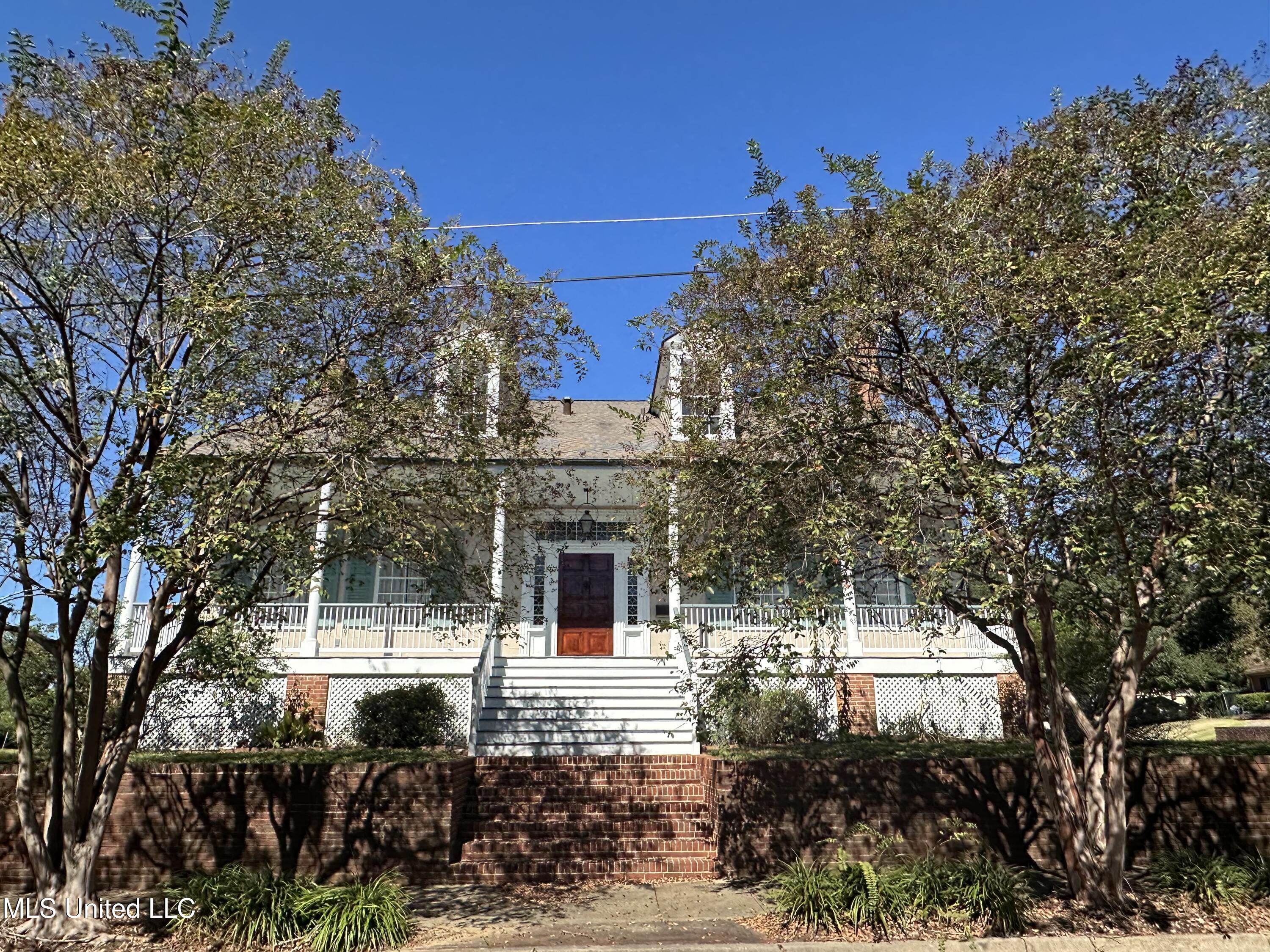 314 North Rankin Street Natchez, MS 39120 - Photo 2 of 31 IMG_3132