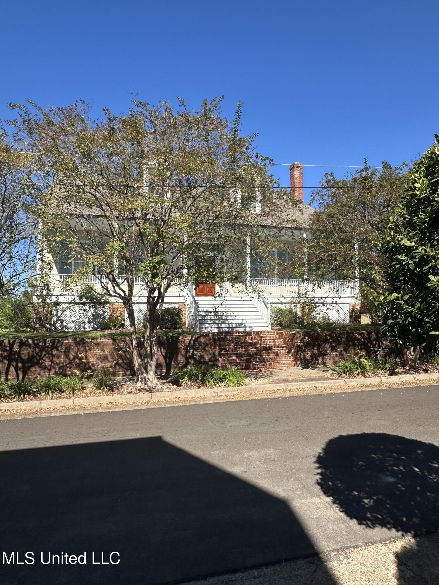 314 North Rankin Street Natchez, MS 39120 - Photo 3 of 31 IMG_3131