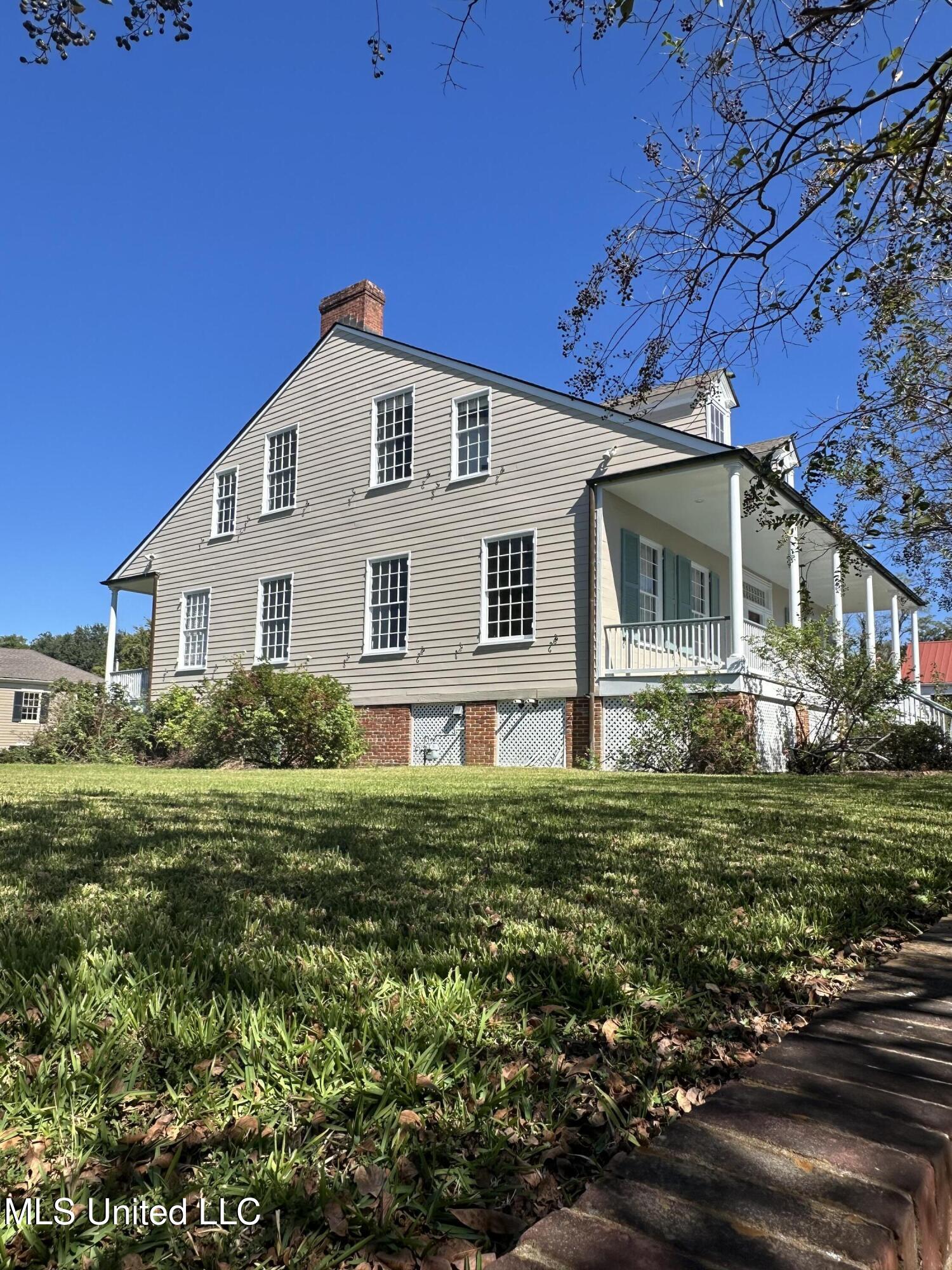 314 North Rankin Street Natchez, MS 39120 - Photo 4 of 31 IMG_3133