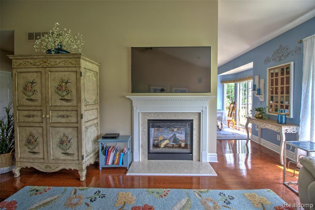 26548 Valhalla Drive, Unit 7 Farmington Hills, MI 48331 - Photo 7 of 30