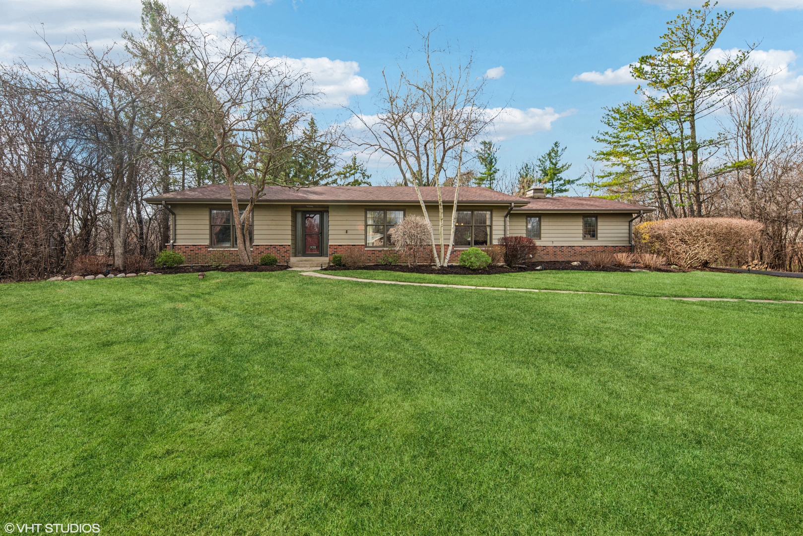 320 Signe Court Lake Bluff, IL 60044 - Photo 1 of 1 a view of a house with a yard