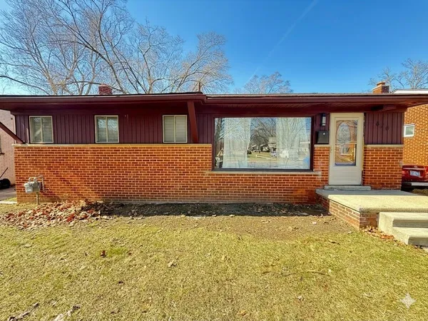 $175,000 | 610 Western Street, Inkster, MI 48141