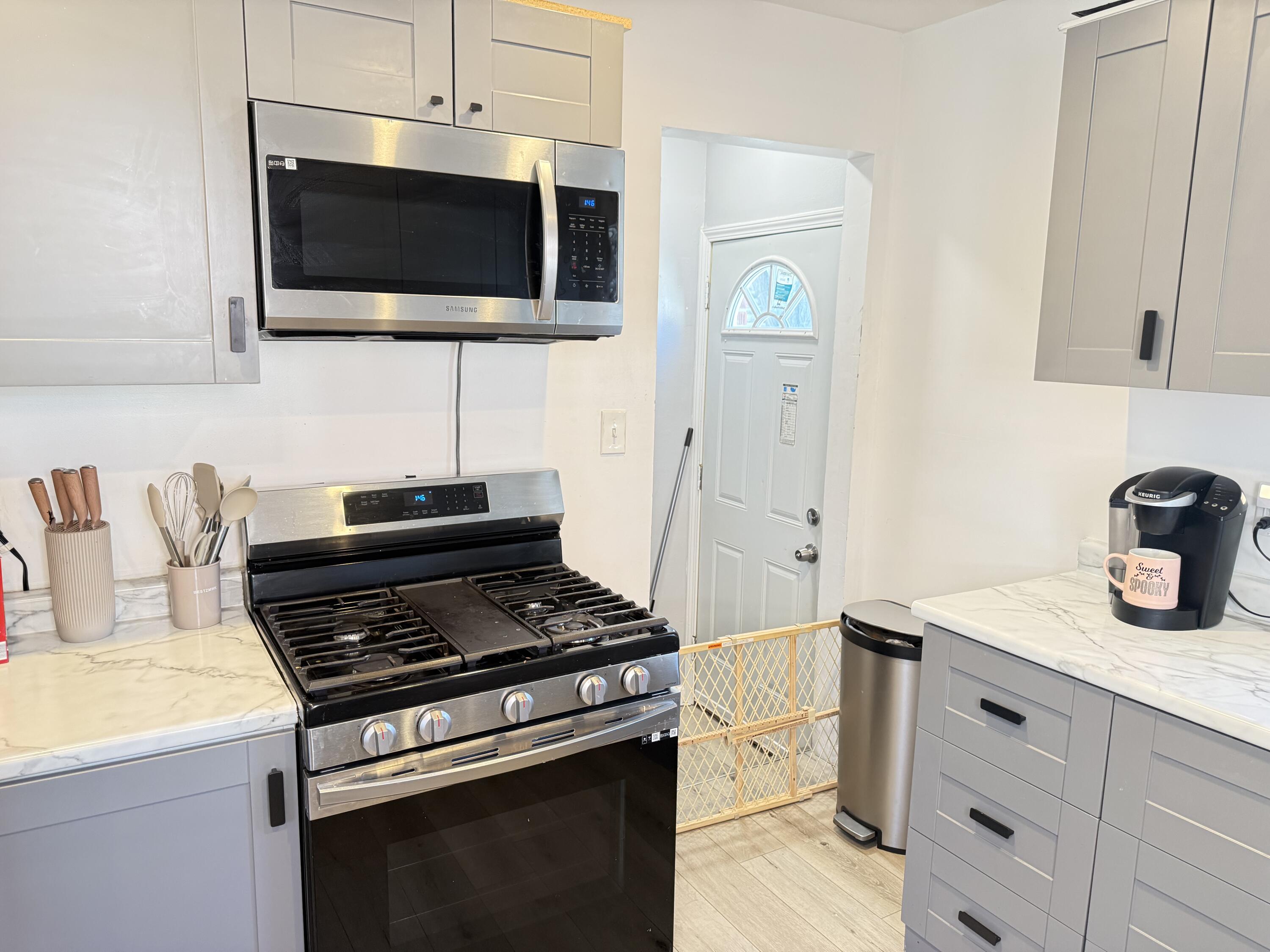 610 Western Street Inkster, MI 48141 - Photo 11 of 26 Kitchen 2