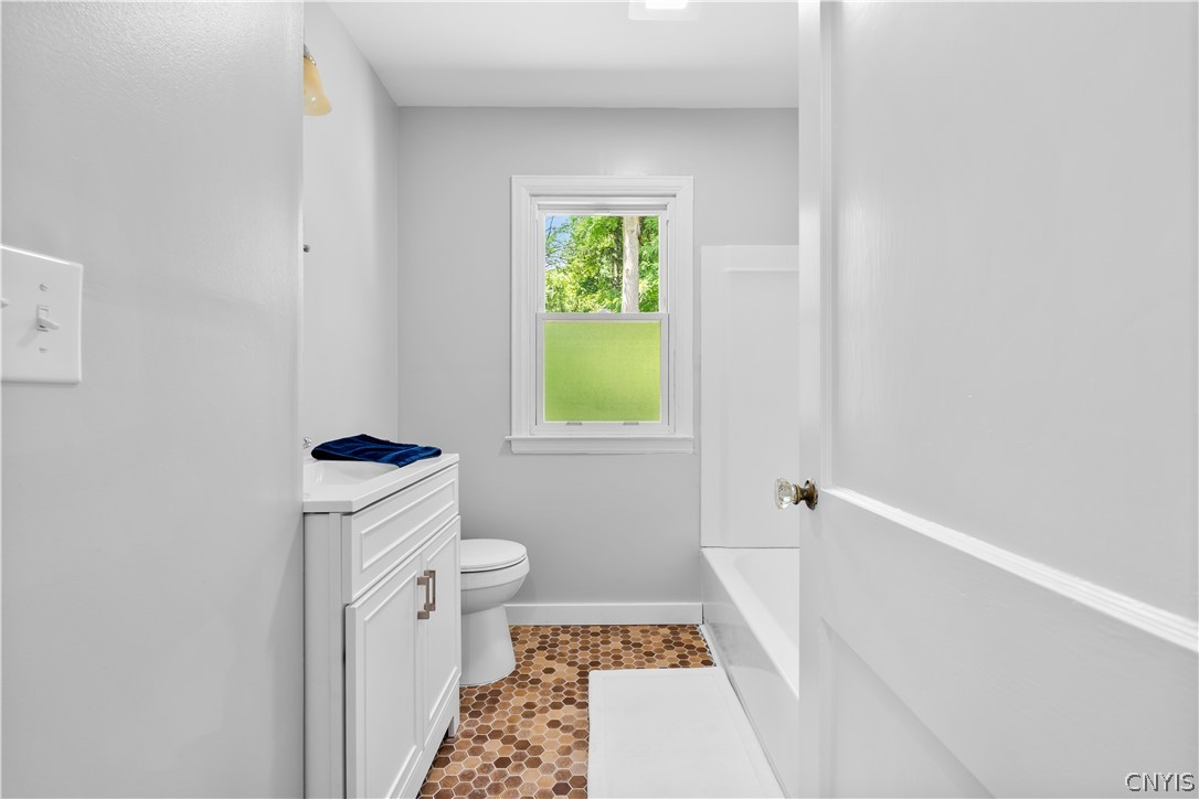 5083 South Onondaga Road Onondaga, NY 13120 - Photo 19 of 34