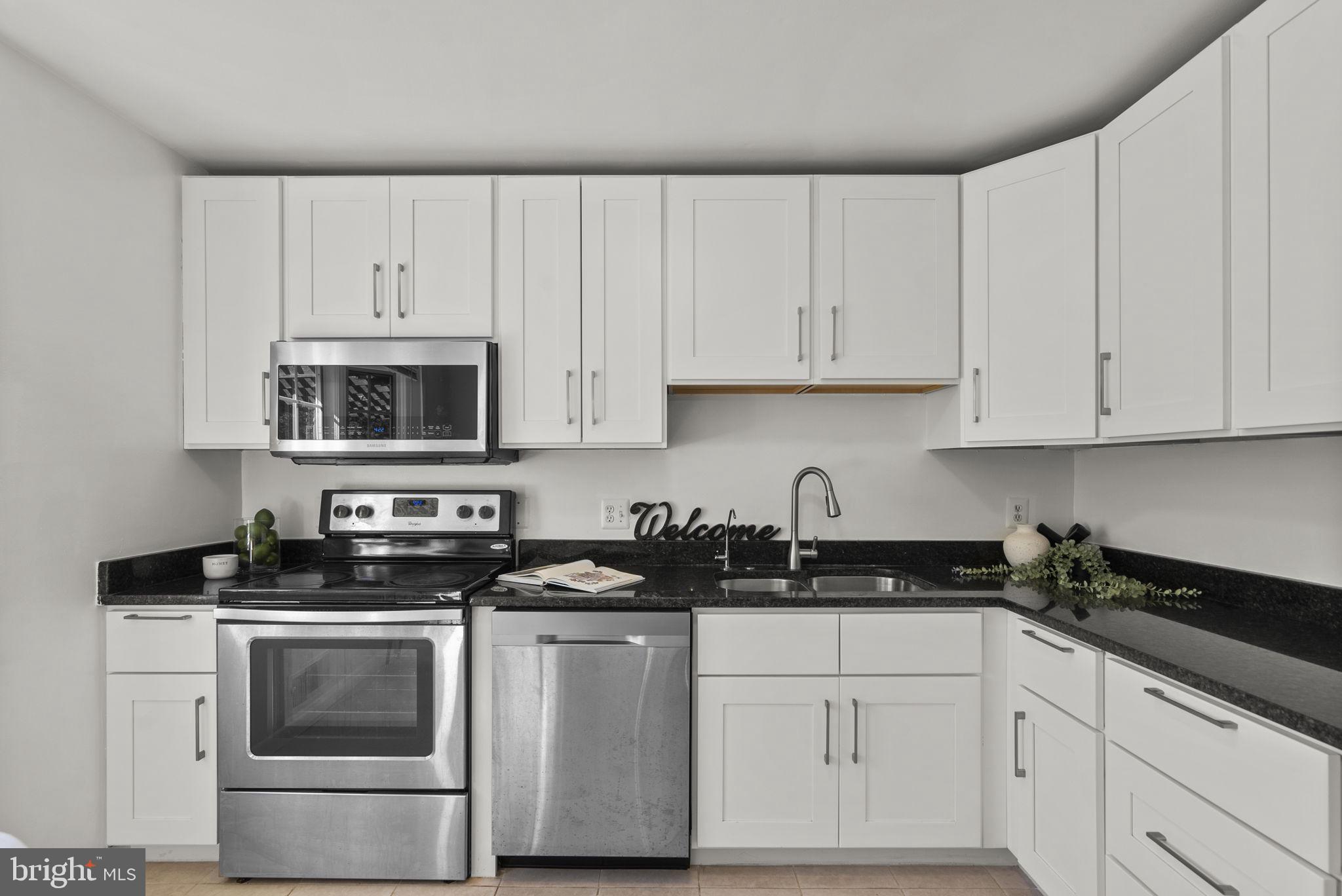 12901 Byefield Drive Highland, MD 20777 - Photo 10 of 39 Kitchen